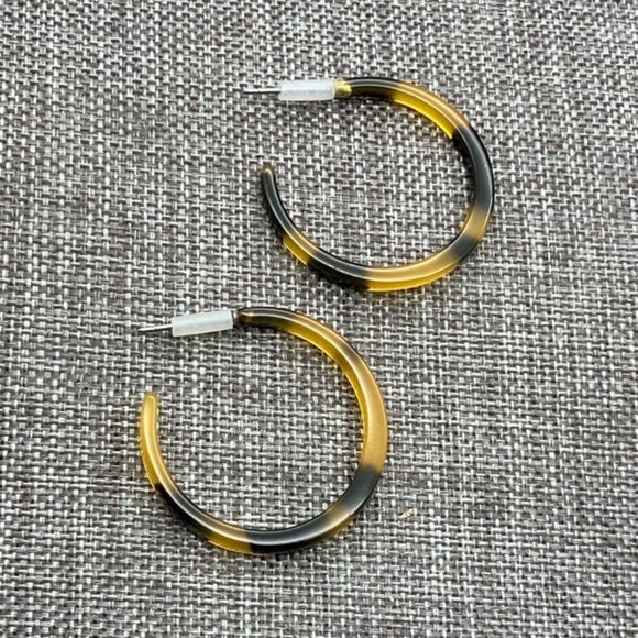 Madewell Tortoiseshell Hoop Earrings Stainless Steel Posts Hoops Retro Boho - Picture 4 of 5